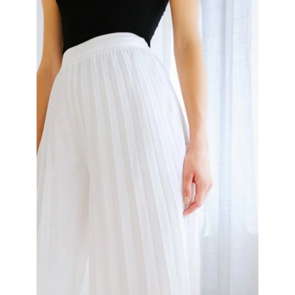 VIVA | Elegant Pleated Wide Leg White Pants Large